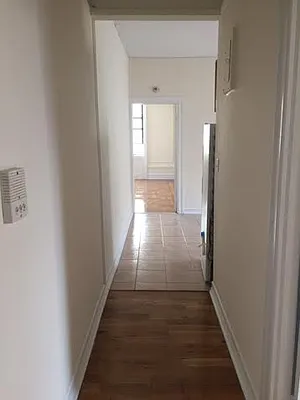 Rented by Roberto Guilbet, LREB | media 9