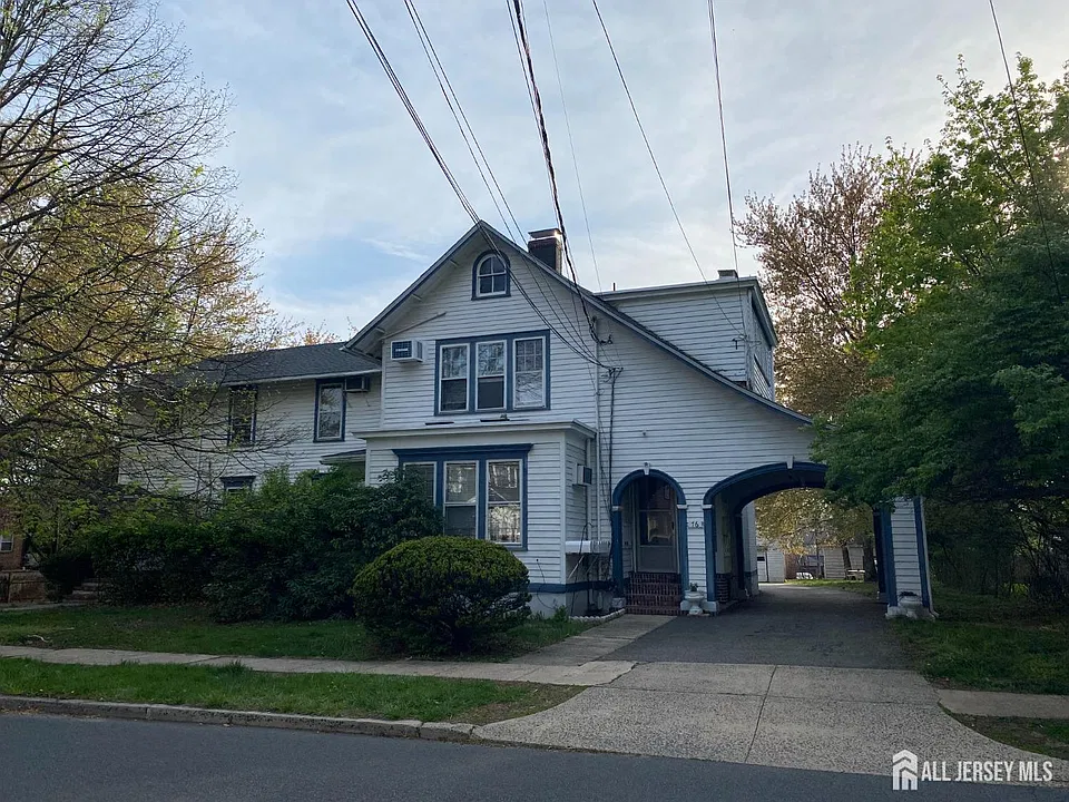 76 S Adelaide Ave #7