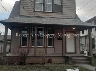 247 SE 3rd St #1, Pendleton, OR 97801