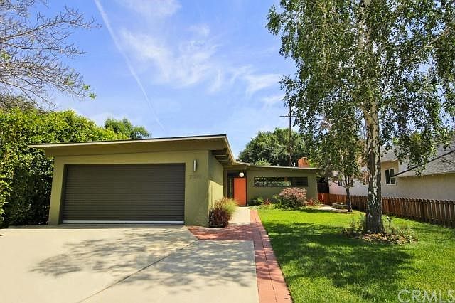 1st image of 23110 Leonora Dr