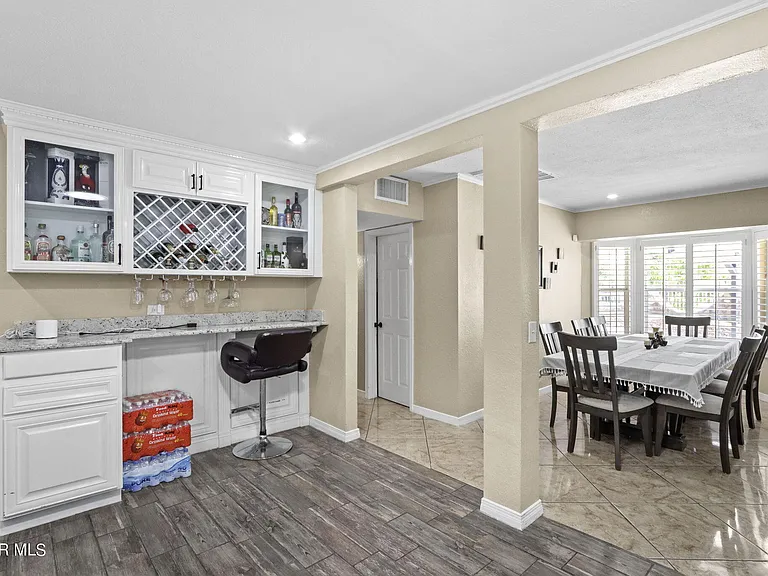 359 Mary Jeanne Ln — Photo 3