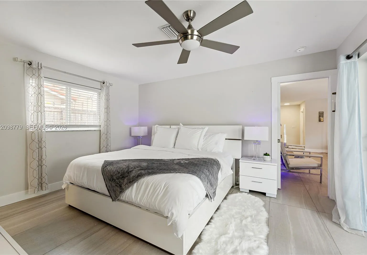 3 bed, 2.0 bath, 1584 sqft, $7,500 — Photo 2