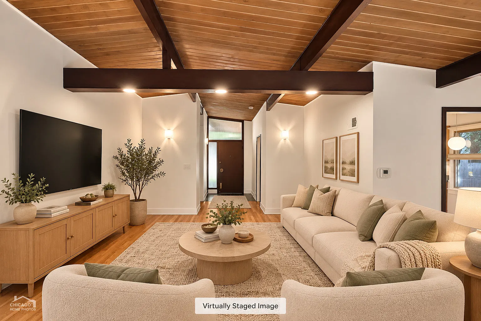 3 bed, 2.5 bath, $5,500 — Photo 3