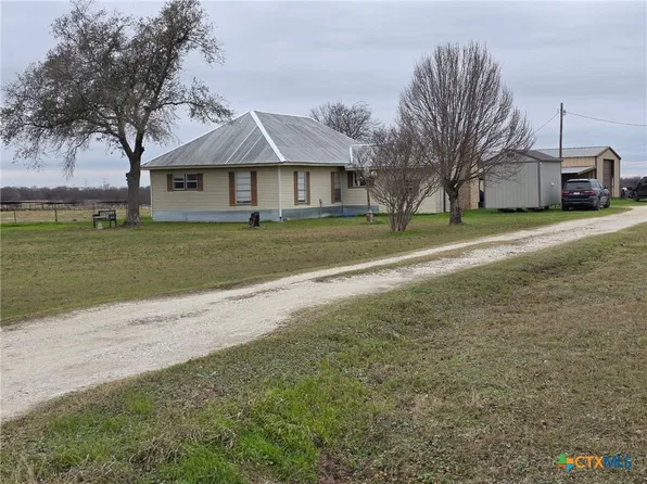 140 County Road 147, Groesbeck, TX 76642