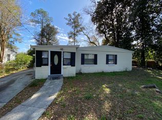 5610 Kimbrell Dr S, Jacksonville, FL 32210