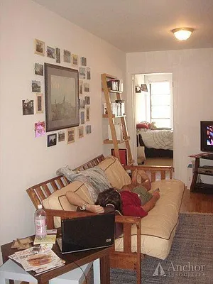 Rented by Anchor Associates | media 14