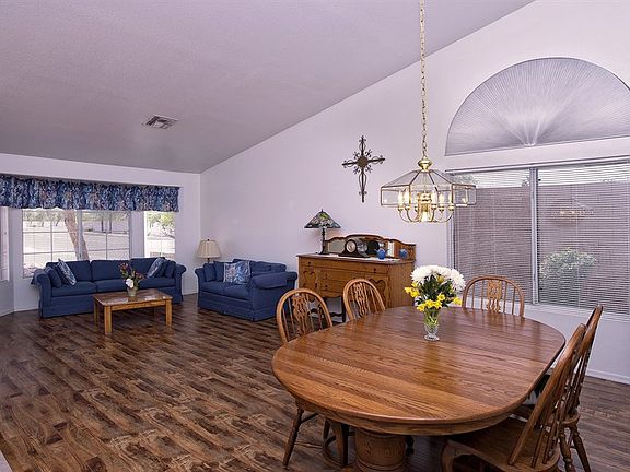 3rd image of 8442 W Willowbrook Dr