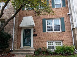 8045 Sleepy View Ln, Springfield, VA 22153