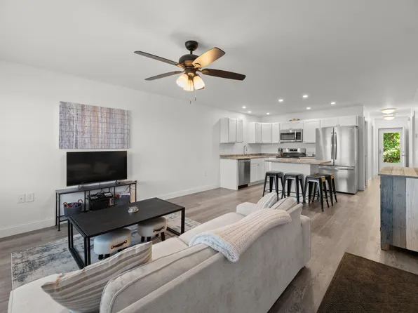27 Village Circle #2, Augusta, ME 04330