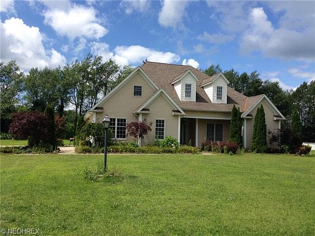 1st image of 7205 Harmony Glen Dr