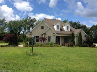 7205 Harmony Glen Dr, Conneaut, OH 44030