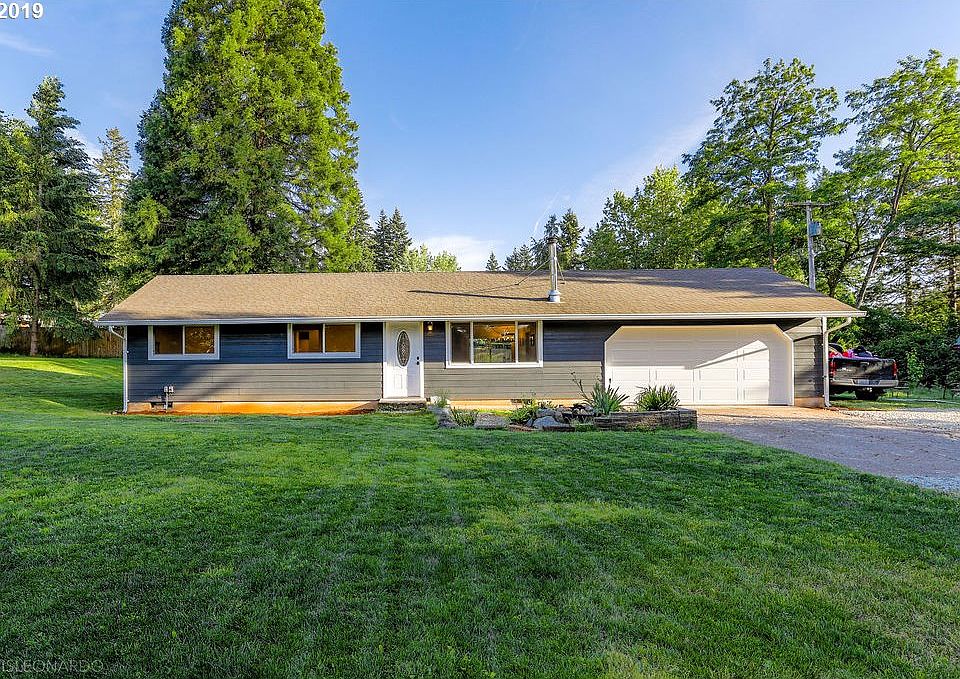 1st image of 20603 NE 109th St