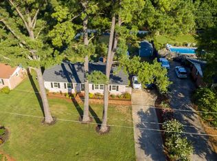 5011 Willow Dr, Boiling Springs, SC 29316