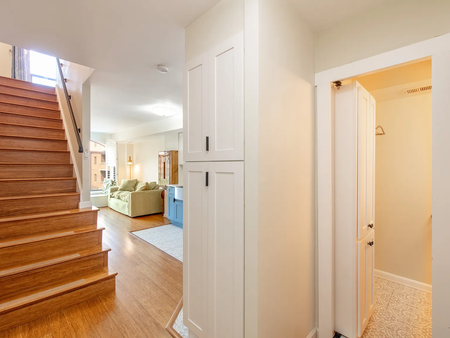 1 bed, 1.5 bath, 699 sqft, $2,600 — Photo 1