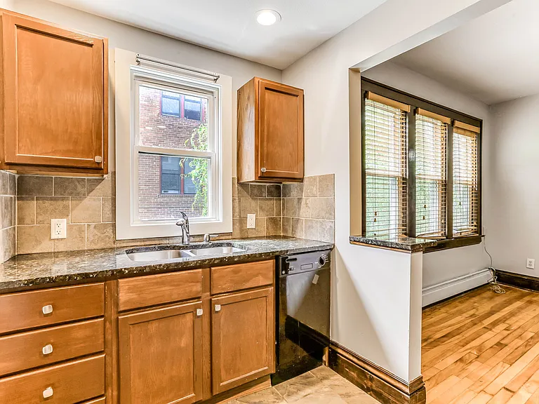 3241 Lyndale Ave S #101 — Photo 14