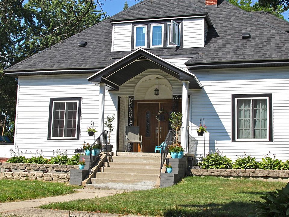 1st image of 1001 Woodside Dr