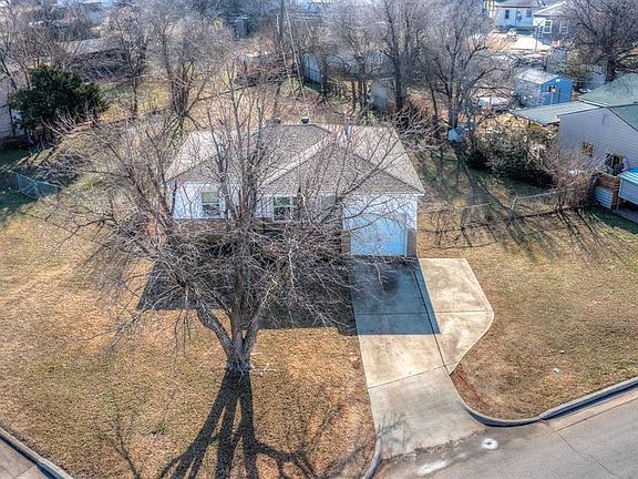 2nd image of 2948 SW 49th St