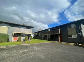 Fully Renovated 2Bed 1Bath