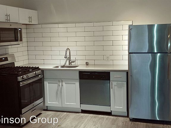 3rd image of 805 W Brown St #7560158