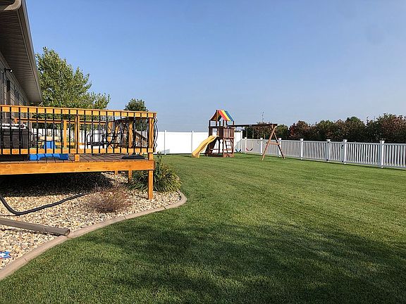 No backyard neighbors 