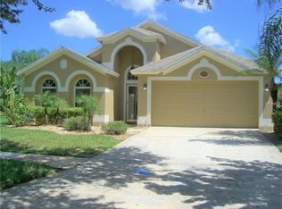 1529 Baythorn Dr, Zephyrhills, FL 33543