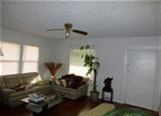 5th image of 1502 McLaughlin Ave