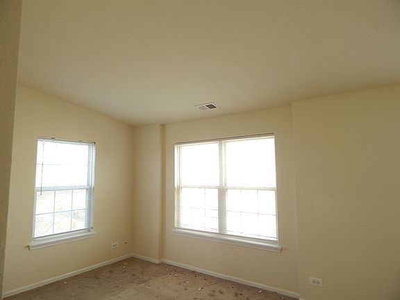 5th image of 211 Holiday Ln #57