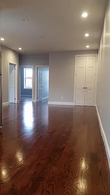 Rented by Lang Realty LLC | media 2