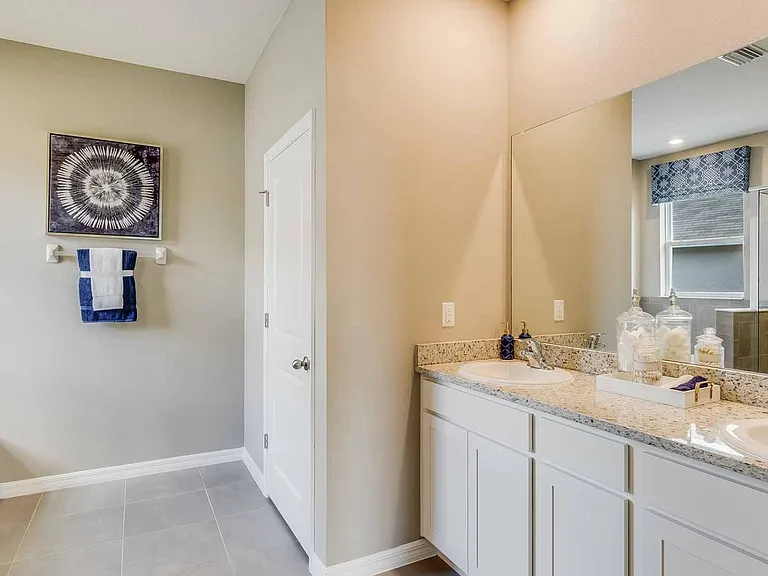 8400 Bower Bass Cir — Photo 12