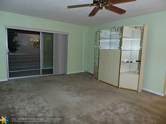 5th image of 959 SE 2nd Ave APT 209