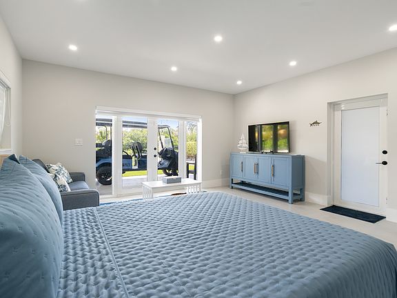 5th image of 186 Biscayne Blvd