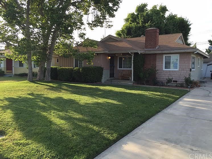 1st image of 828 W El Morado St