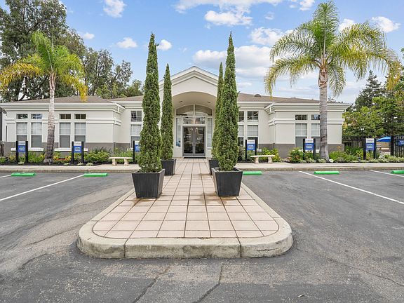 4th image of 19608 Pruneridge Ave APT 2203