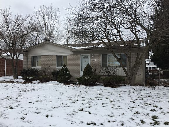 2nd image of 9506 Essex St
