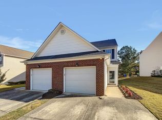 2124 Thornblade Dr, Raleigh, NC 27604