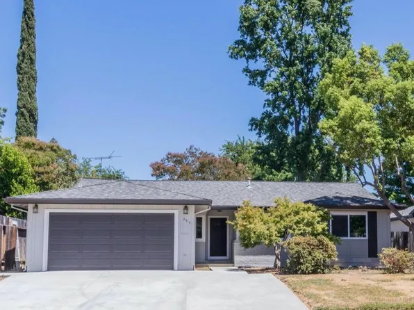 2913 Occidental Dr, Sacramento, CA 95826