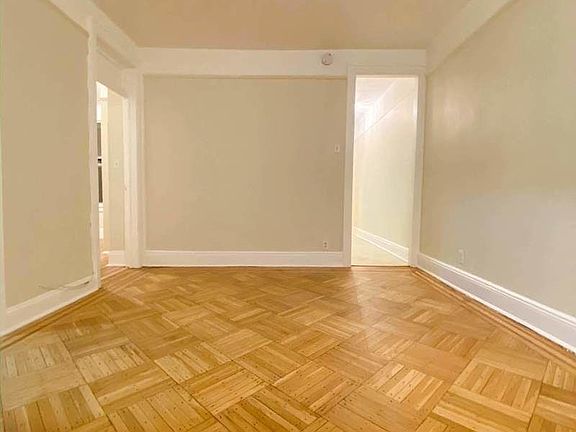 3rd image of 31-70 36th St #3R