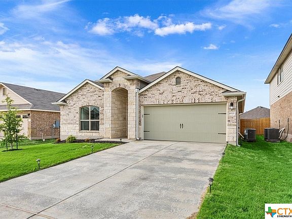 3rd image of 8515 Stonehollow Dr