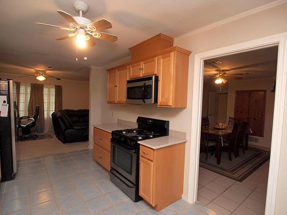 3rd image of 2708 Morrow Dr
