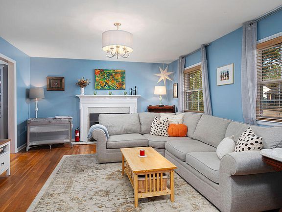 3rd image of 1026 Claiborne Way