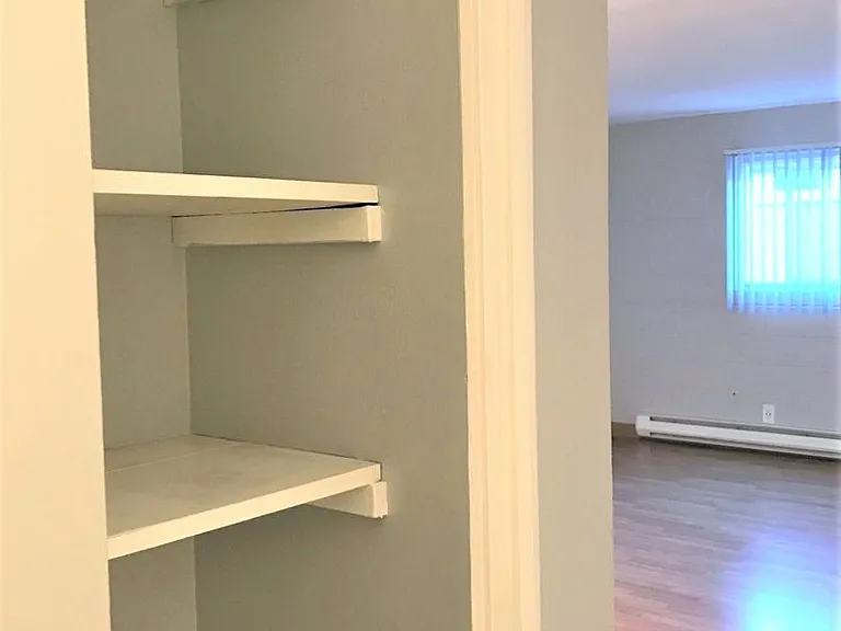 Viewmont Apartments — Photo 16