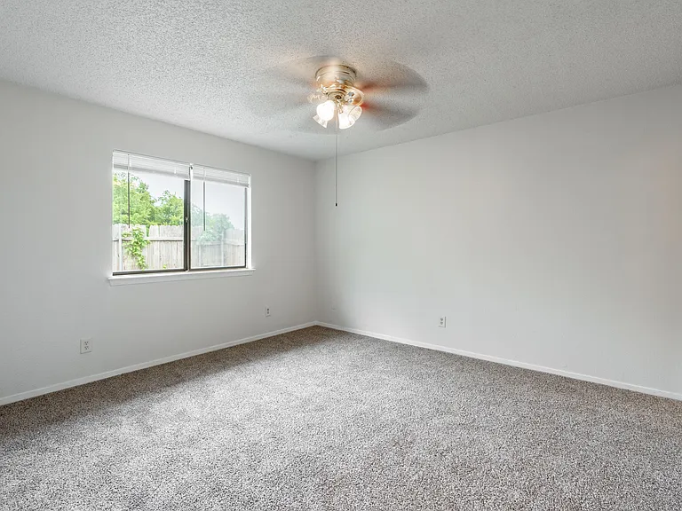 5417 Knollridge Dr — Photo 11