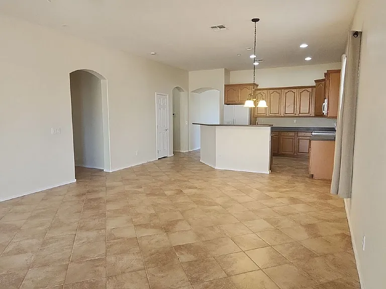 12731 W Eagle Ridge Ln — Photo 10