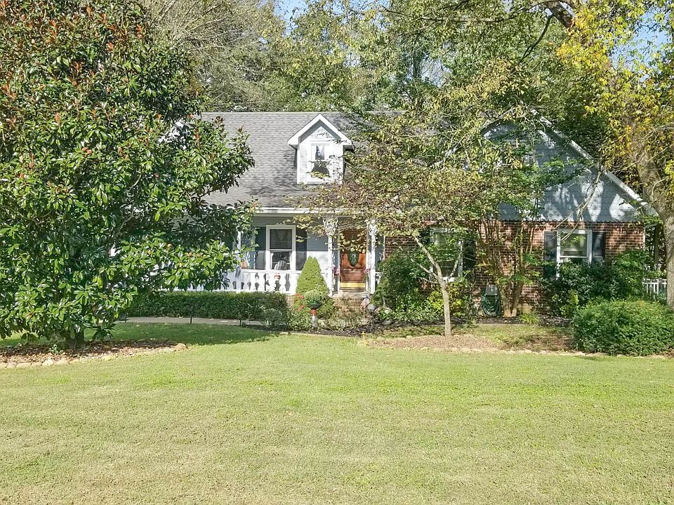 1st image of 4034 Emerald Dr