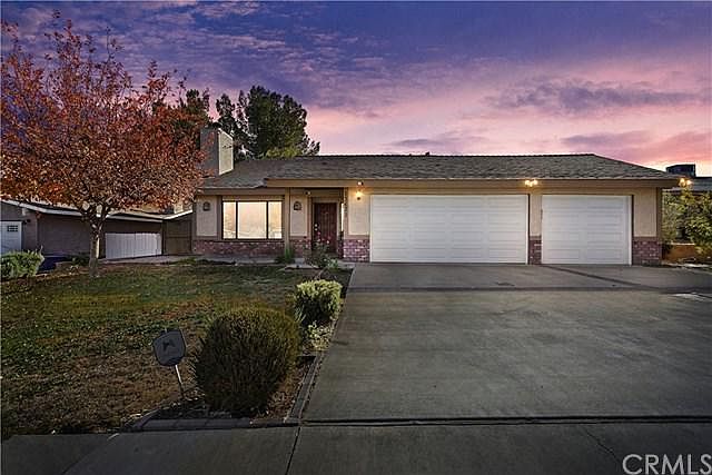1st image of 13671 Oakmont Dr