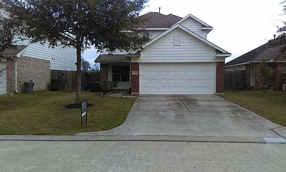 1st image of 21826 Paril Creek Dr