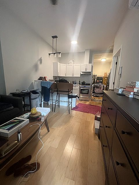 1st image of 243 E 58th St #3A