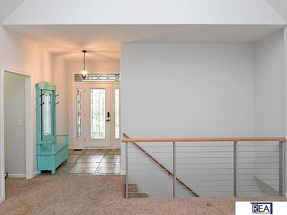 5th image of 10509 Hillcrest Dr