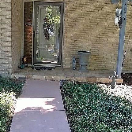 2nd image of 1105 Oak Trl