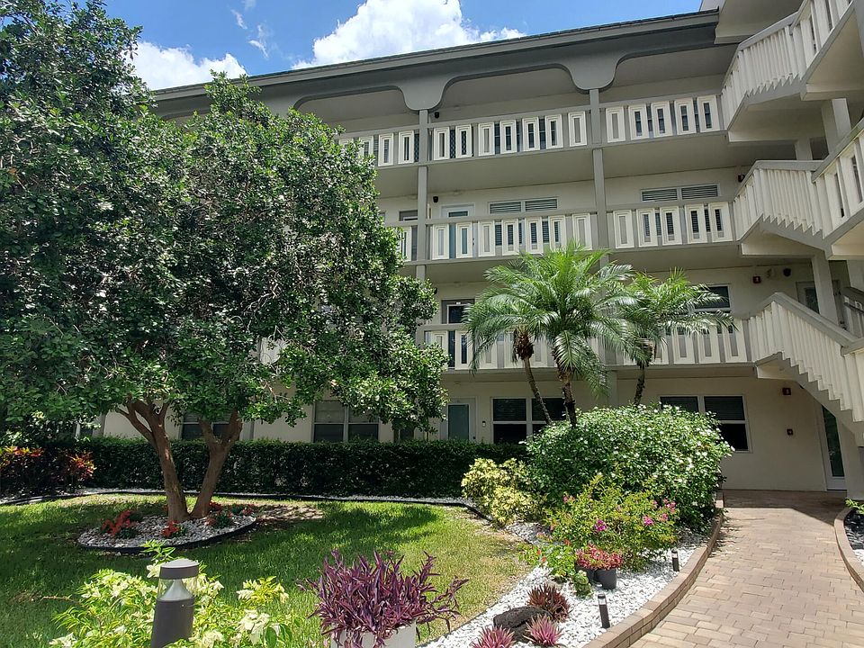 1st image of 2901 VICTORIA Circle #F2